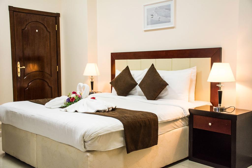 President Suites Apartments Manama Exterior photo