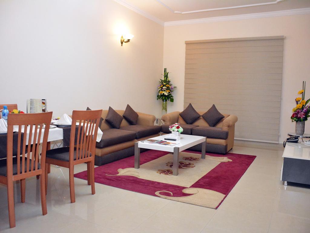 President Suites Apartments Manama Exterior photo