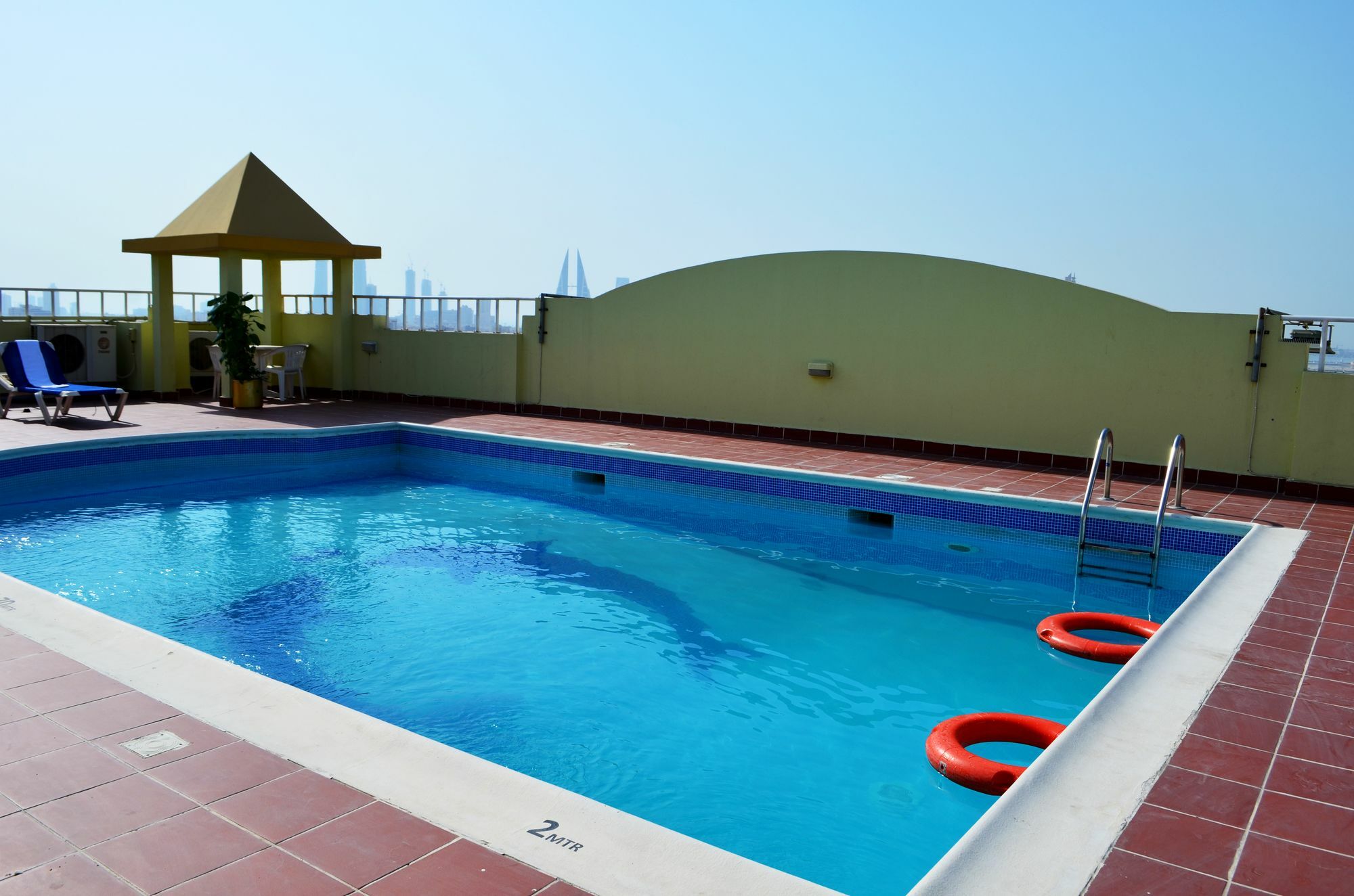 President Suites Apartments Manama Exterior photo